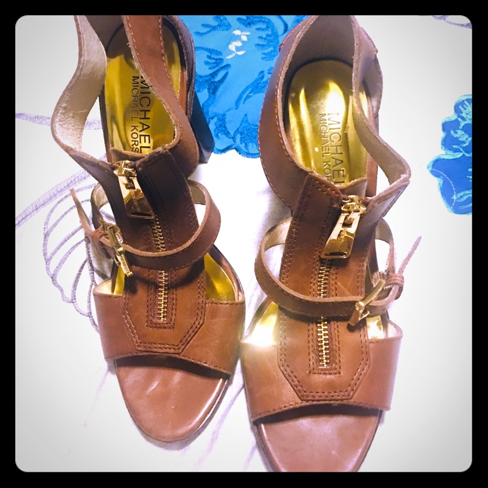 Micheal Kors heels